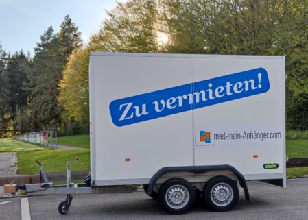 Service-Symbolik beim Anhängerverleih